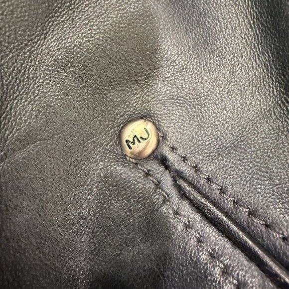 MARC JACOBS BLACK LEATHER GUNMETAL BUCKLE AND BUTTONHOLE HOBO BAG LARGE - Picture 6 of 16